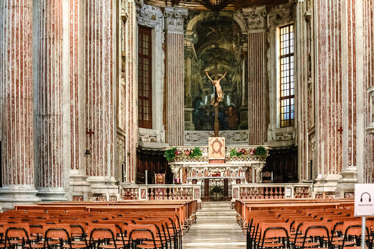 Grand nave of Basilica della Santissima Annunziata del Vastato in Genoa, Genoa, Italy 