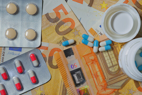 cost of medicines in euros, medicines on banknotes