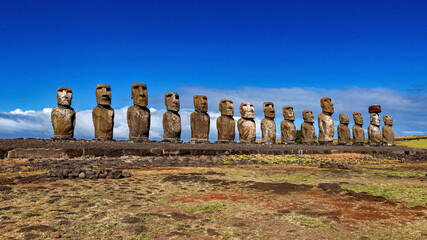 The Moai statues on Easter Island in the Pacific Ocean  © hecke71