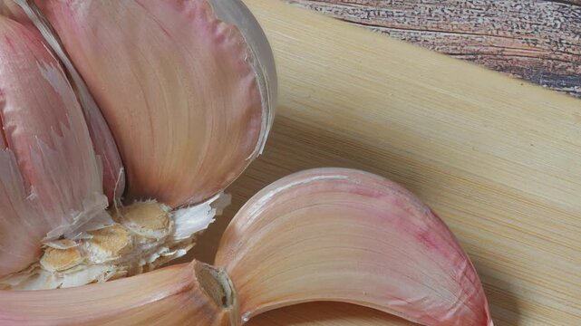garlic cloves on the table, healthy medicinal food