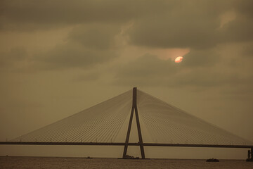 Obraz premium Bandra Worli Sea Link, Beautiful Sunset, Mumbai City, Maharashtra.