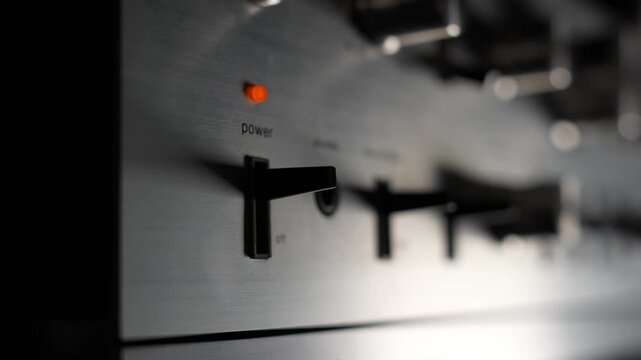 Turning stereo system on and off with power switch