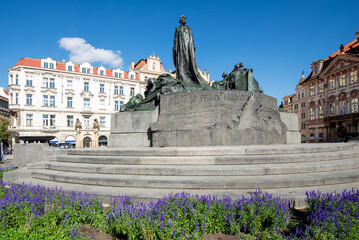 Old Town Square in Prague, Czech Republic © Tomasz Warszewski