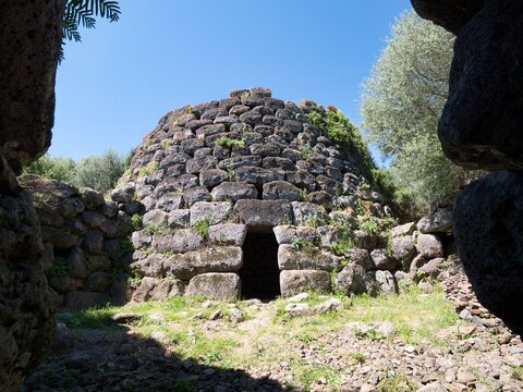 Nuraghe santa barbara , villanova truschedu