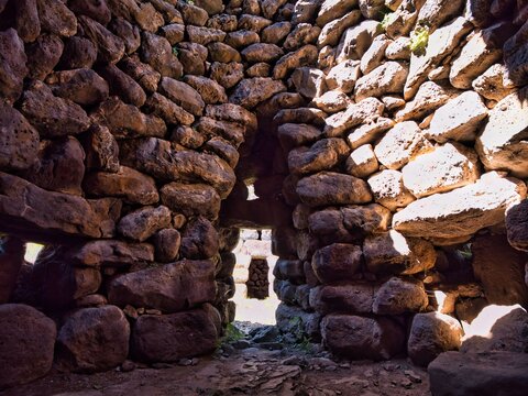 Nuraghe santa barbara , villanova truschedu