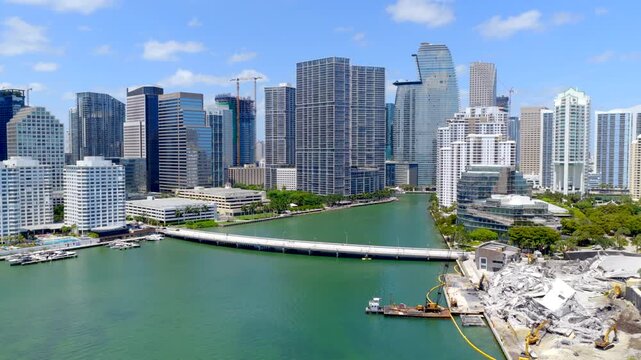 Stock video Miami Mandarin Oriental Hotel implosion demolition 2026