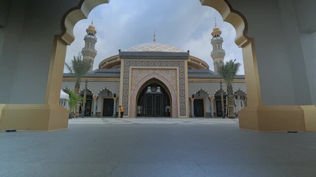 beautiful mosque in Jakarta