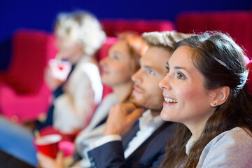 Fototapeta premium portrait of friends at the cinema
