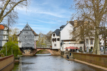 Fototapeta premium The Bridge Houses of Bad Kreuznach are an iconic and unique landmark situated in the heart of Bad Kreuznach