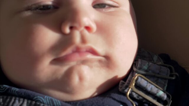 Visage de b&eacute;b&eacute; joulu 