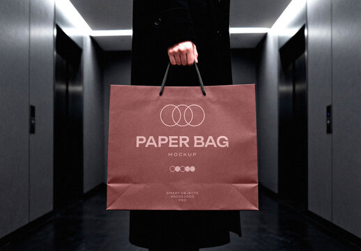 Shopping Bag Mockup &ndash; Overhead Light Packaging Branding Presentation (PSD)