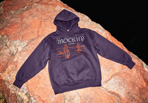 Hoodie Mockup &ndash; Angled View Apparel Presentation (PSD)
