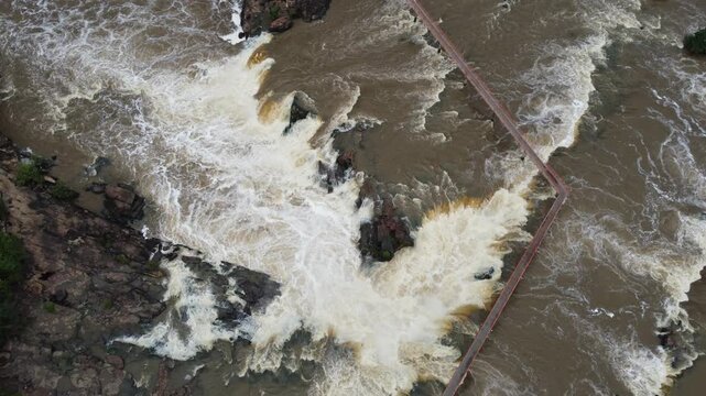 Cachoeira do Urubu - Piau&iacute; - Brasil
