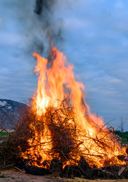 Feuer,Osterfeuer