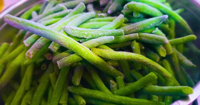 Green Beans on cast-iron frying pan