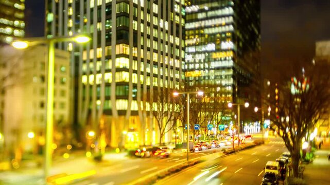 東京ビジネス街夜景　シフトレンズ撮影逆アオリ　タイムラプス
