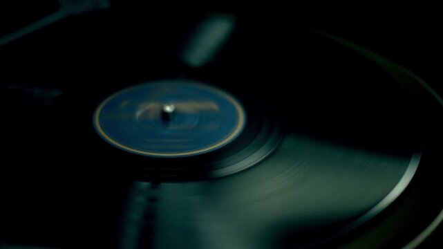 vinyl record rotating spinning dj music