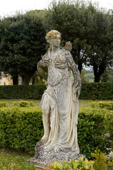 Obraz premium Palazzo Massaini, affacciato sulla Val d’Orcia, a pochi passi dal pittoresco borgo di Pienza,. dimora storica con un bel giardino all'Italiana. Provincia di Siena, Toscana, Italia