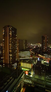 東池袋から望む新宿方向のビル群の夜景