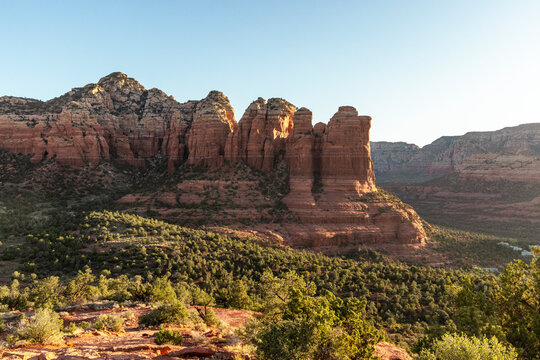 Coffee pot Sedona rock formation in landscape