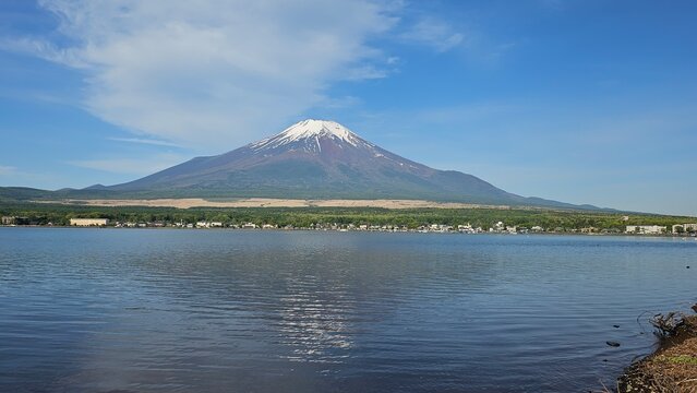 青い湖面 91cm×122cm 湖面 Images – Browse 50,862 Stock Photos, Vectors, and Video