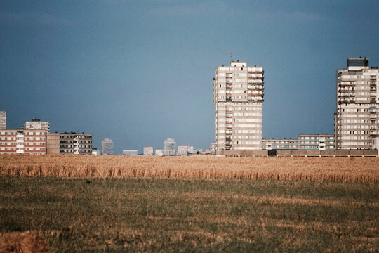 Historisches Foto Plattenbauten in Halle Neustadt, 1990, Halle (Saale), Deutschland