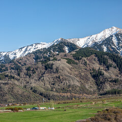 Naklejka premium Landscape, mountain, peak, snow, plant, clubs, trees, forest,