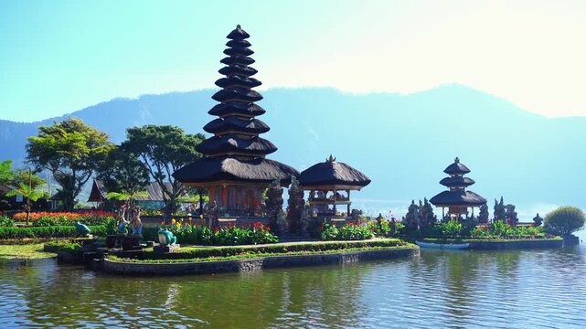 Ulun Danu Beratan Temple: Iconic Floating Water Temple on Lake Beratan, Bali