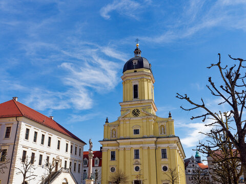Hofkirche "Unserer Lieben Frau" in Neuburg an der Donau