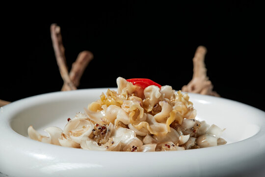 Quinoa and Lily Bulb Stir-fried with Sliced Conch