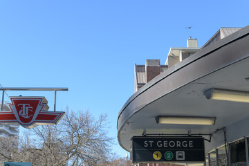 Naklejka premium exterior canopy over entrance to St George Subway, Line 1, Toronto