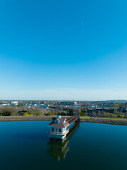 Obraz premium Aerial View of Vibrant Spring Park