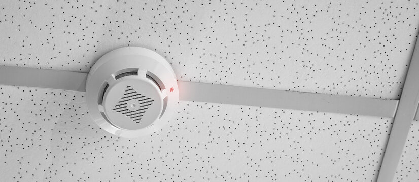 Smoke detector on ceiling