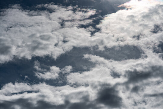 Spectacular clouds in the sky 01.26