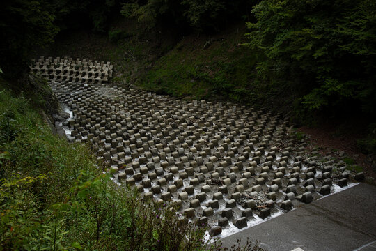 長野県大鹿村にある鹿塩川の砂防堰堤