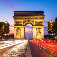 Fototapeta premium A stunning evening view of a historic triumphal arch