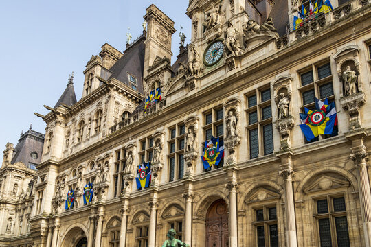 H&ocirc;tel de Ville city hall in Paris France FR