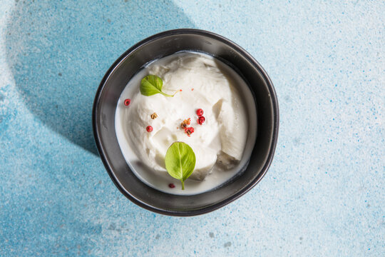 Italian cheeses burrata, mozzarella, scorocia, boccini.