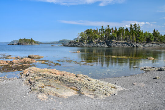 Ilots Lyman et r&eacute;cifs rocheux de l'Anse &agrave; Voilier au Parc de Bic