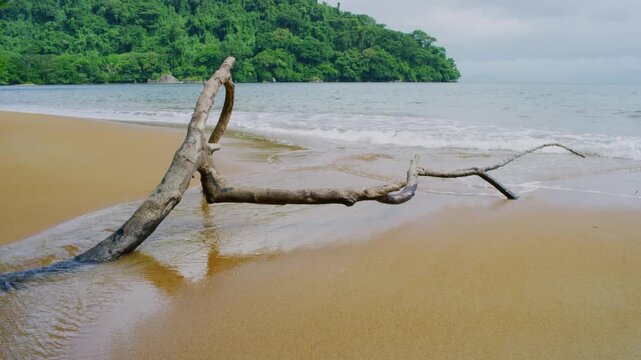 Beautiful Dream Paradise Beach, Nosy Boraha Sainte-Marie) , Madagascar