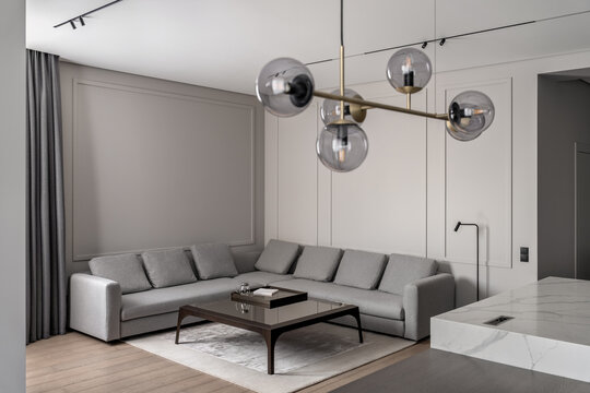 Apartment in contemporary style with light walls