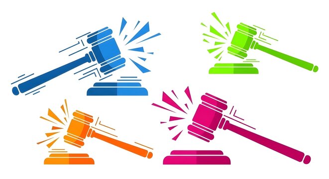 &iacute;conos minimalistas de mazo que representan juicio legal y justicia, estilos delineados y s&oacute;lidos con l&iacute;neas de movimiento para temas de derecho, sala de audiencias y subastas