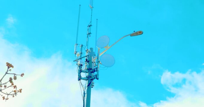 5G cellular small cell antenna integrated on street lamp pole