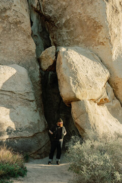ginger man with tattoos in joshua tree rocks
