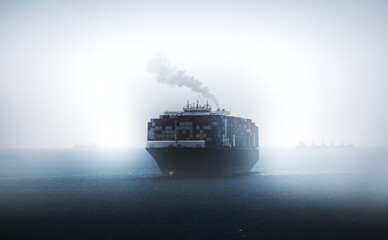 Naklejka premium Large container cargo ship sailing foggy ocean emitting visible exhaust smoke atmosphere emphasizes environmental impact global shipping and industrial economic activity and environmental 