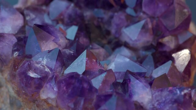 A macro of a purple amethyst druse