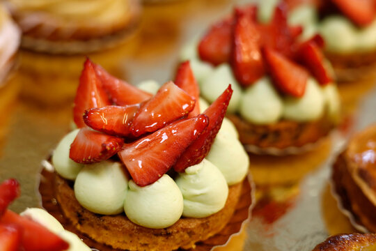p&acirc;tisserie aux fraises
