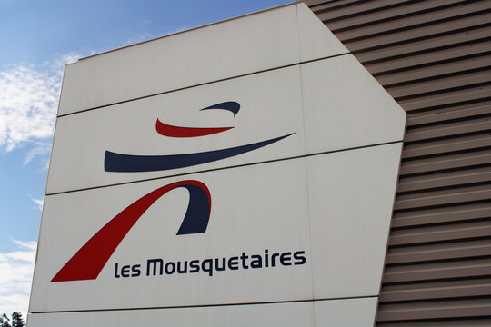 Logo, enseigne Intermarch&eacute; les Mousquetaires