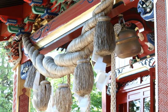 神社, 木, 日本, 拝殿, しめ縄, 大注連縄, 鼓胴型, 紙垂, 拝殿, 神様, 神社, 七五三, 成人式, 寺, 神, 建築, 伝統, お宮参り, 神聖, 旅行, カルチャー、遺産、