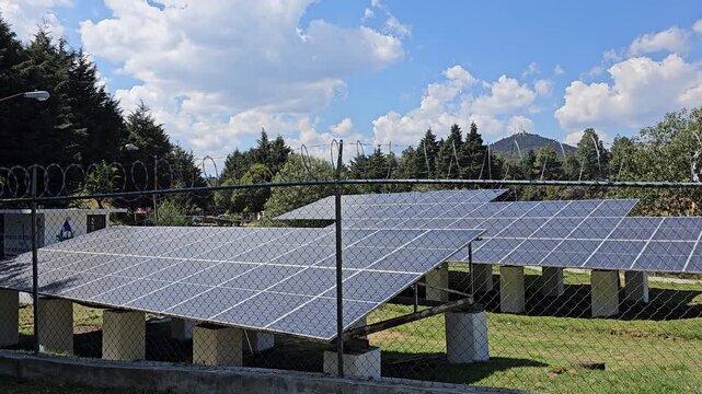 Solar panel for sunlight in the forest of La Marquesa 3th april 2026 mexico city
